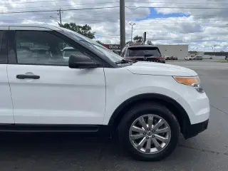 Ford Explorer 2015 tracción total Interceptor de Policía Utilitario SUV 4 puertas