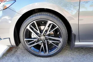 Toyota Camry 2025 AWD SE 4dr Sedán