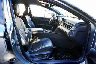 Toyota Camry 2025 AWD SE 4dr Sedán