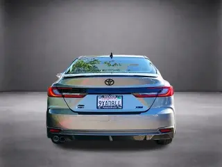 Toyota Camry 2025 AWD SE 4dr Sedán