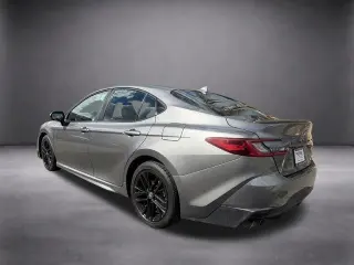 Toyota Camry 2025 SE 4dr Sedán