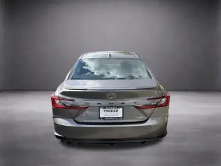 Toyota Camry 2025 SE 4dr Sedán