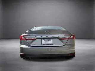 Toyota Camry 2025 SE 4dr Sedán