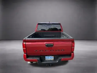Toyota Tacoma 2025 4x2 SR5 4dr Double Cab 5.0 ft SB