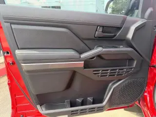 Toyota Tacoma 2025 4x2 SR5 4dr Double Cab 5.0 ft SB