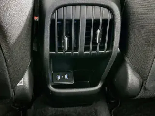 Hyundai KONA 2024 SEL Crossover 4 puertas