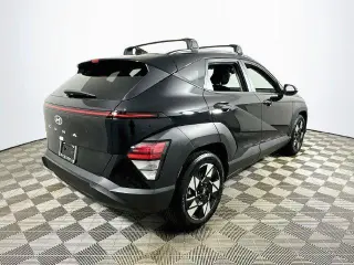 Hyundai KONA 2024 SEL Crossover 4 puertas