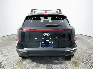 Hyundai KONA 2024 SEL Crossover 4 puertas