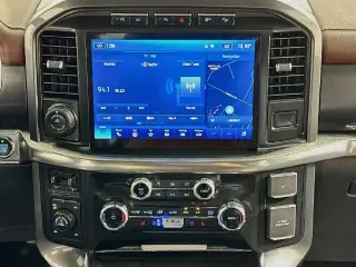 Ford F-150 2023 4x4 Lariat 4dr SuperCrew 5.5 ft. SB