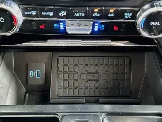 Ford F-150 2023 4x4 Lariat 4dr SuperCrew 5.5 ft. SB