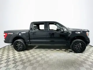 Ford F-150 2023 4x4 Lariat 4dr SuperCrew 5.5 ft. SB