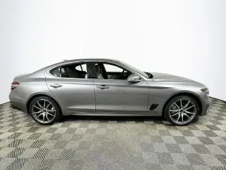 Genesis G70 2025 2.5T Standard Sedán 4 puertas