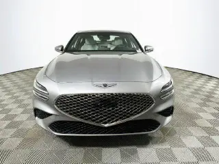 Genesis G70 2025 2.5T Standard Sedán 4 puertas