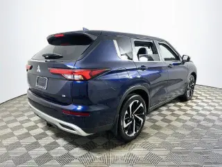 Mitsubishi Outlander 2023 SE 4dr SUV