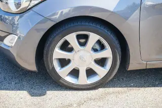 Hyundai ELANTRA 2012 Limited Sedán 4 puertas