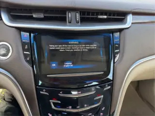 Cadillac XTS 2014
