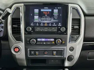 Nissan Titan 2021 4x2 SV 4p Cab Crew 5.6 ft. SB