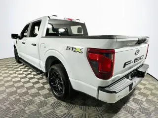 Ford F-150 2025 4x2 STX 4p SuperCrew 5.5 ft. SB