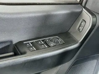 Ford F-150 2025 4x2 STX 4p SuperCrew 5.5 ft. SB