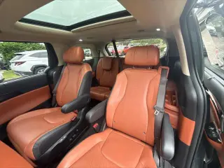 Kia Carnival 2023 SX Prestige 4dr Mini-Van