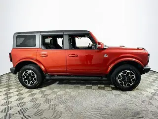 Ford Bronco 2024 4x4 Outer Banks SUV de 4 puertas