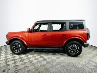 Ford Bronco 2024 4x4 Outer Banks SUV de 4 puertas