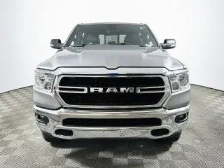 Ram 1500 2022 4x4 Big Horn Cabina Crew 5.6 ft. SB Pickup de 4 puertas