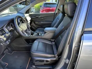 GMC Acadia 2021 4x4 AT4 4dr SUV