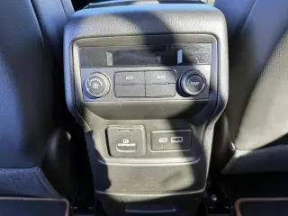 GMC Acadia 2021 4x4 AT4 4dr SUV