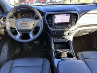 GMC Acadia 2021 4x4 AT4 4dr SUV