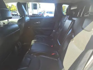 Jeep Cherokee 2019 4x4 Trailhawk SUV de 4 puertas