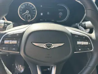 Genesis G70 2026 2.5T Standard 4dr Sedán