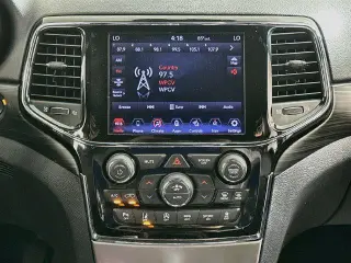 Jeep Grand Cherokee 2020 4x2 Altitud 4 puertas SUV