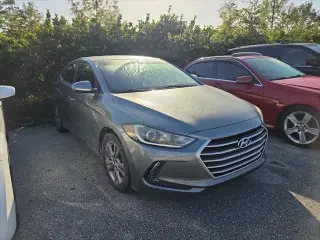 Hyundai ELANTRA 2018 Value Edition Sedán 4 puertas