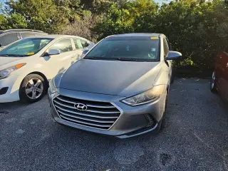 Hyundai ELANTRA 2018 Value Edition Sedán 4 puertas