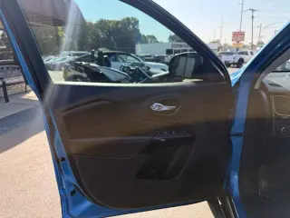 Jeep Cherokee 2020 4x4 Latitude Plus 4dr SUV