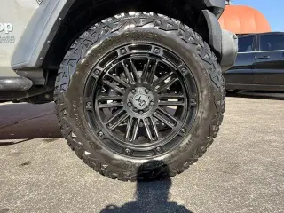 Jeep Wrangler Unlimited 2019 4x4 Sport 4p SUV