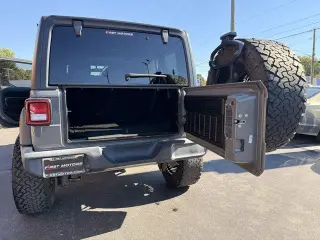 Jeep Wrangler Unlimited 2019 4x4 Sport 4p SUV