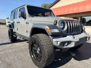 Jeep Wrangler Unlimited 2019 4x4 Sport 4p SUV