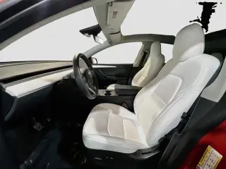 Tesla Model Y 2023 AWD Long Range 4dr Crossover