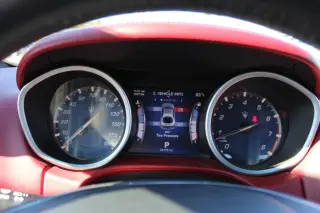 MASERATI GHIBLI 2015