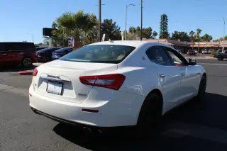 MASERATI GHIBLI 2015