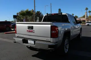 GMC SIERRA 1500 CABINA CREW 2018