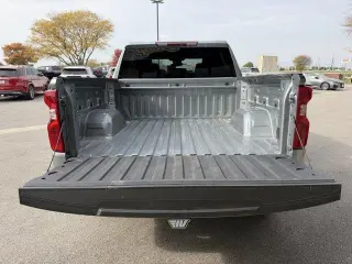 Chevrolet Silverado 1500 2023 4x4 LT 4dr Crew Cab 5.8 ft. SB con 2FL