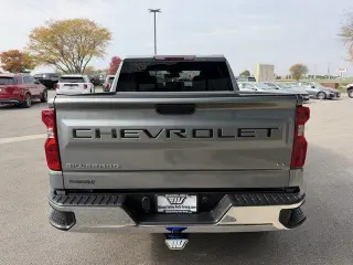 Chevrolet Silverado 1500 2023 4x4 LT 4dr Crew Cab 5.8 ft. SB con 2FL