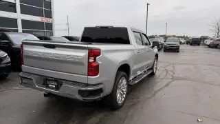 2022 CHEVROLET SILVERADO 1500 CREW CAB