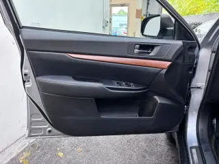 2014 SUBARU OUTBACK