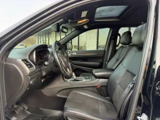 Jeep Grand Cherokee WK 2022 4x4 Laredo E 4dr SUV