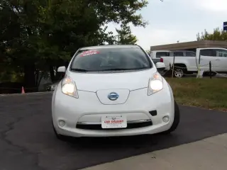 2013 NISSAN LEAF