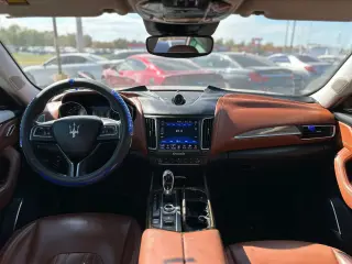 2017 MASERATI LEVANTE